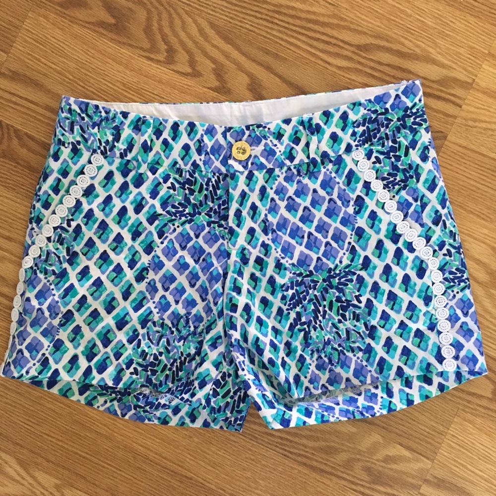 Lilly Pulitzer Callahan‎ Pineapple Short Sz 2